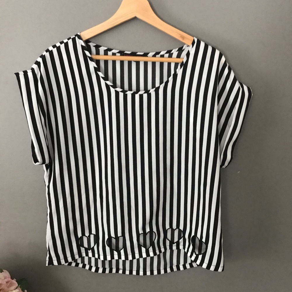 Material Girl Heart Hem Blouse | sz M✨
